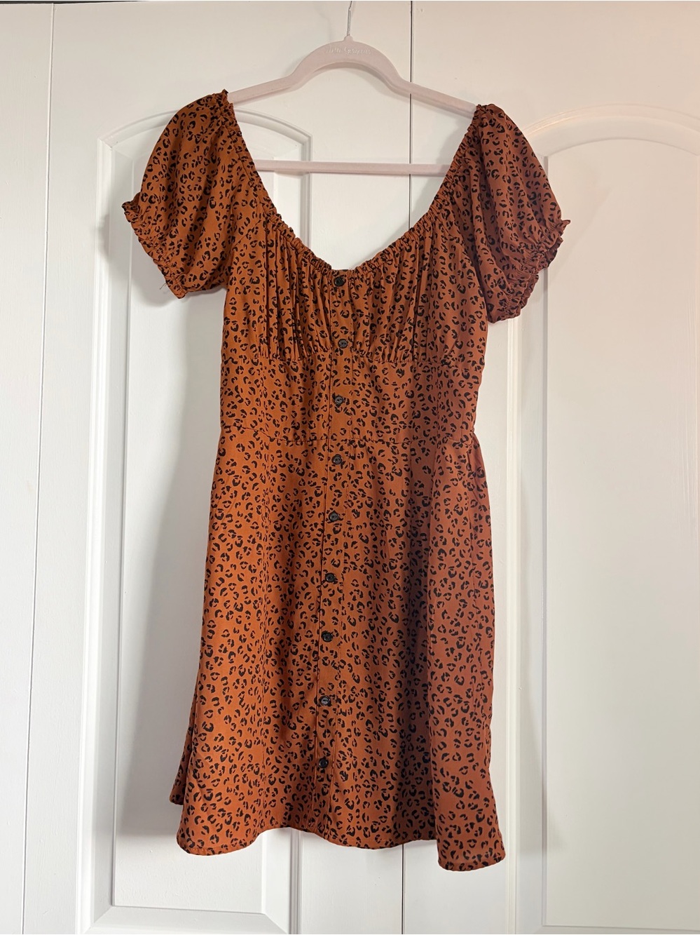 Women’s Leopard Print Puff Sleeve Button Front Mini Dress Size L Boho